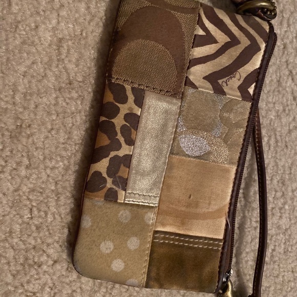 Coach - Picture 2 of 2